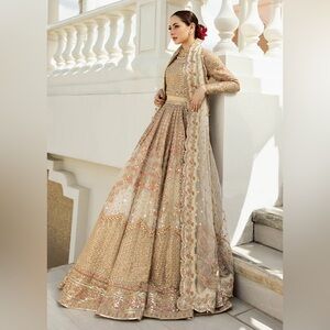 pakistani faiza saqlain maxi